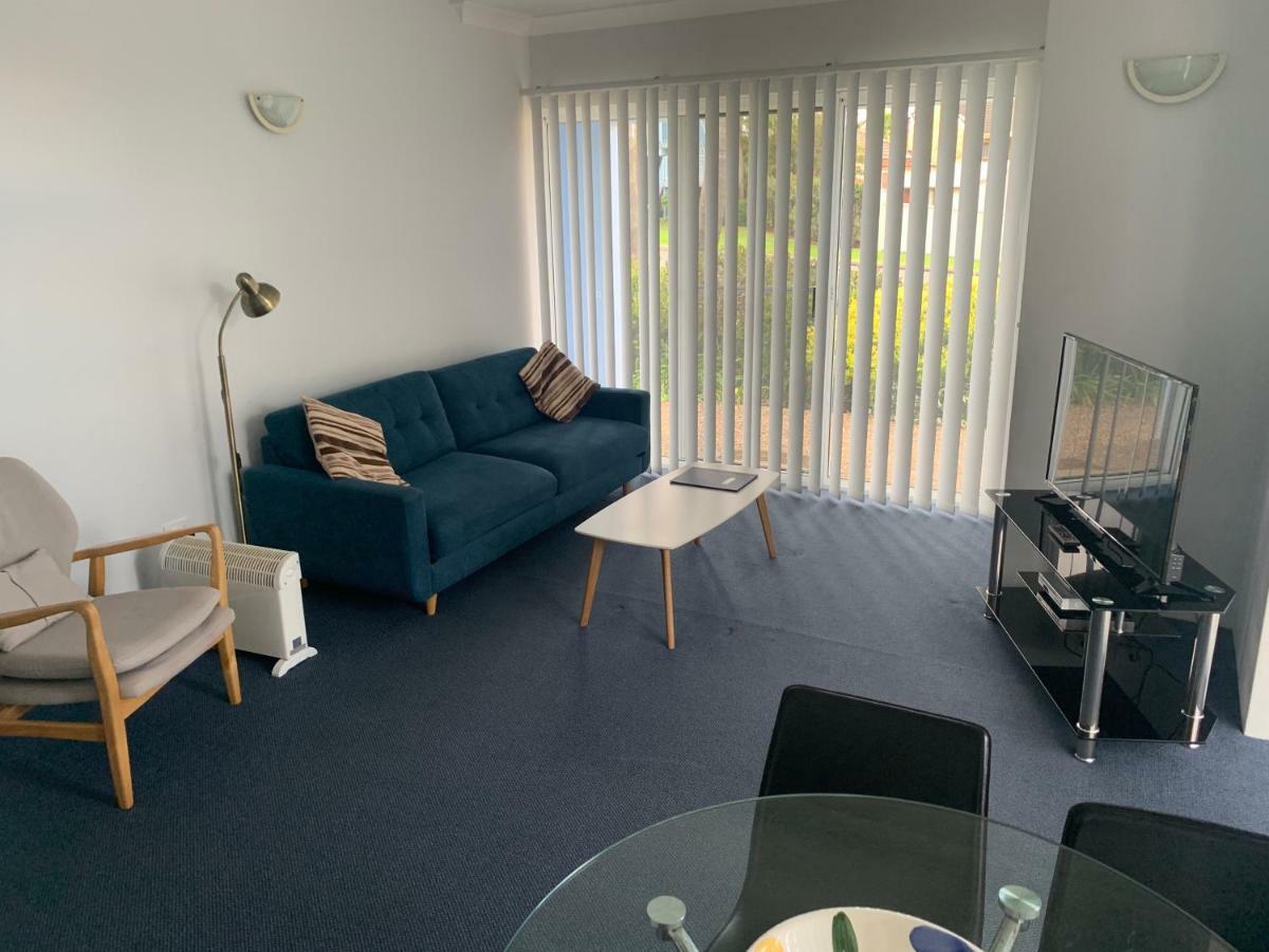 Aquarius Apartments Mollymook Bagian luar foto
